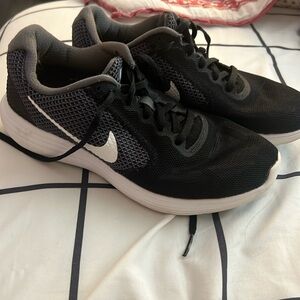 Womens Nike shoes